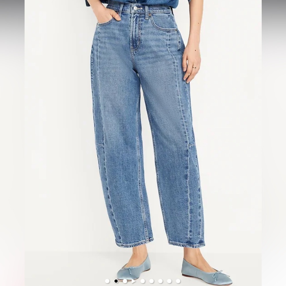 High-Waisted Barrel Ankle Jeans